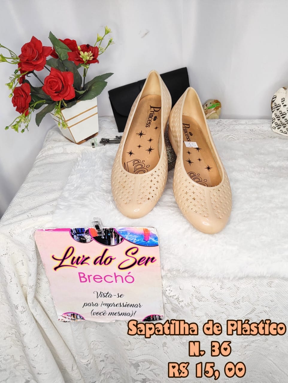 Sapatilha De Plástico
