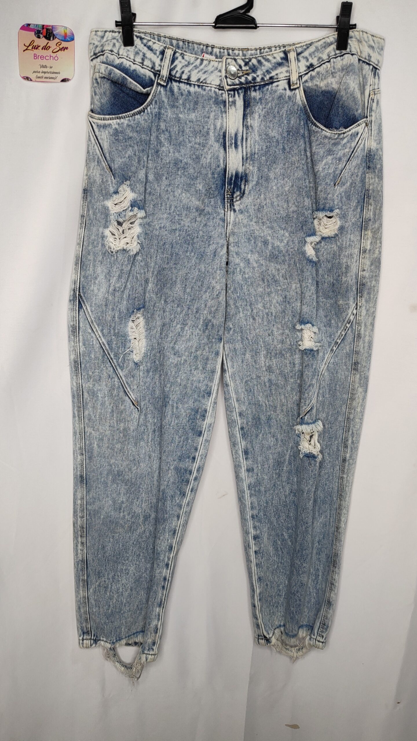 Calça Jeans Feminina. Estilosa. N. 42