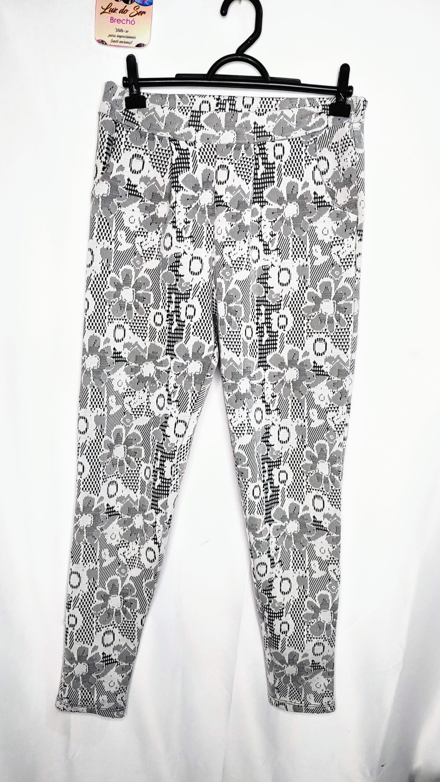 Calça Feminina de Malha Nova