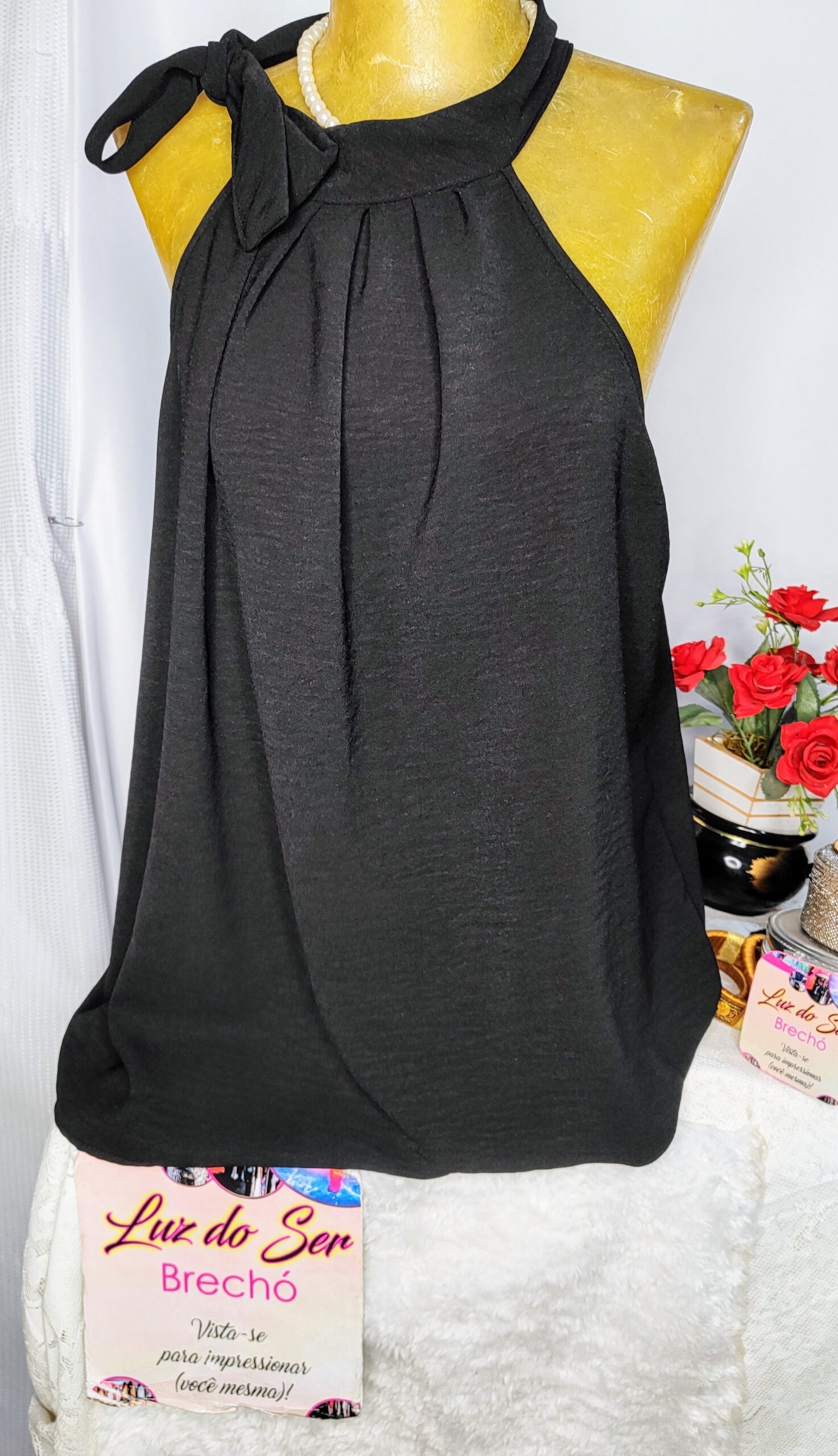 Blusa Sem Manga. De Amarrar no Pescoço. Tam GG