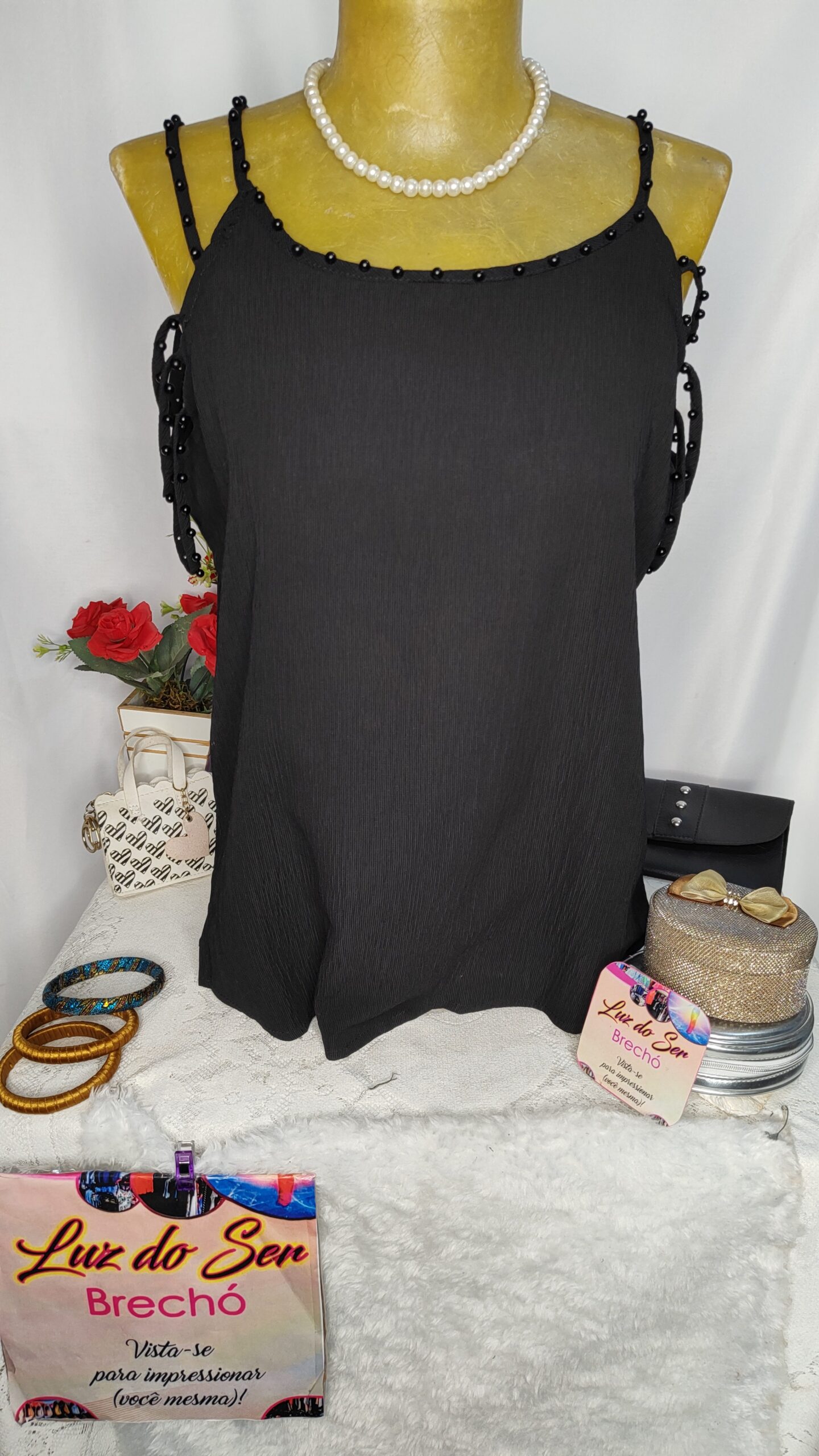 Blusa Feminina com Pérolas. Tam M