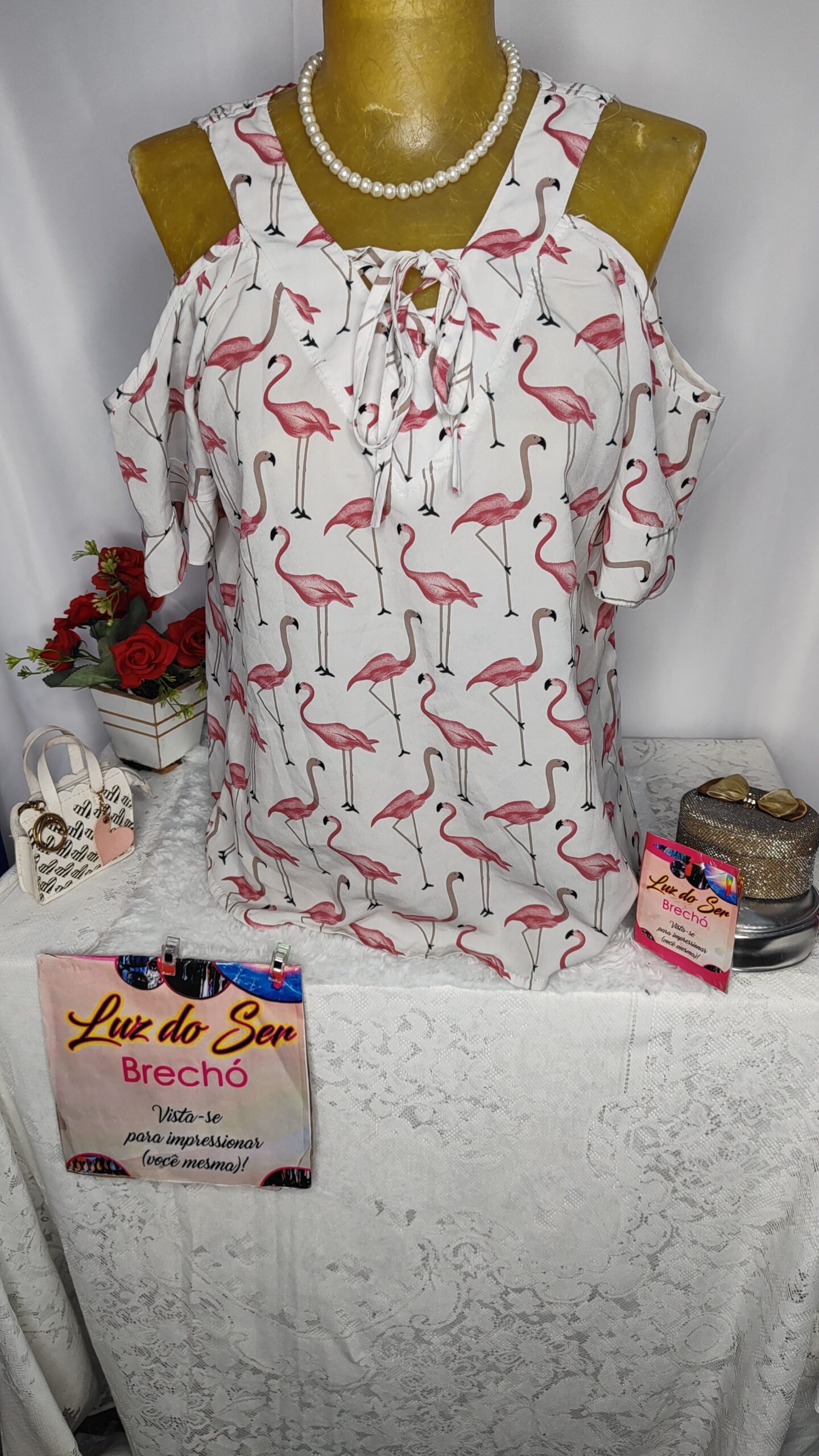 Blusa Feminina. Mangas Ciganinha. Tam M